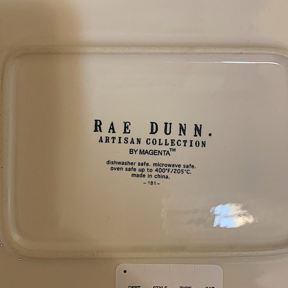 RAE DUNN HARVEST BAKING DISH with a Pumpkin and the word HARVEST…Fall 🍁🍂🧡🤎💛 - Picture 6 of 7